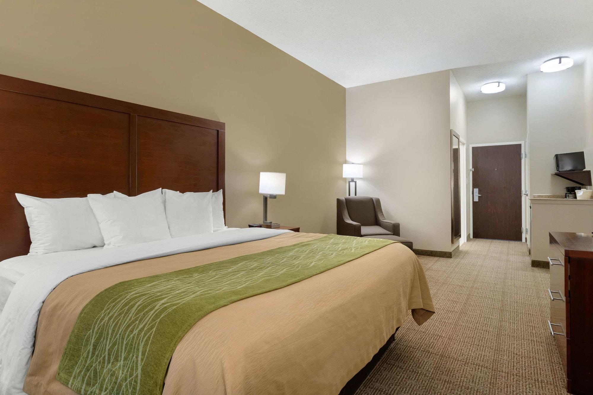 Comfort Inn & Suites Port Arthur-Port Neches Exterior photo