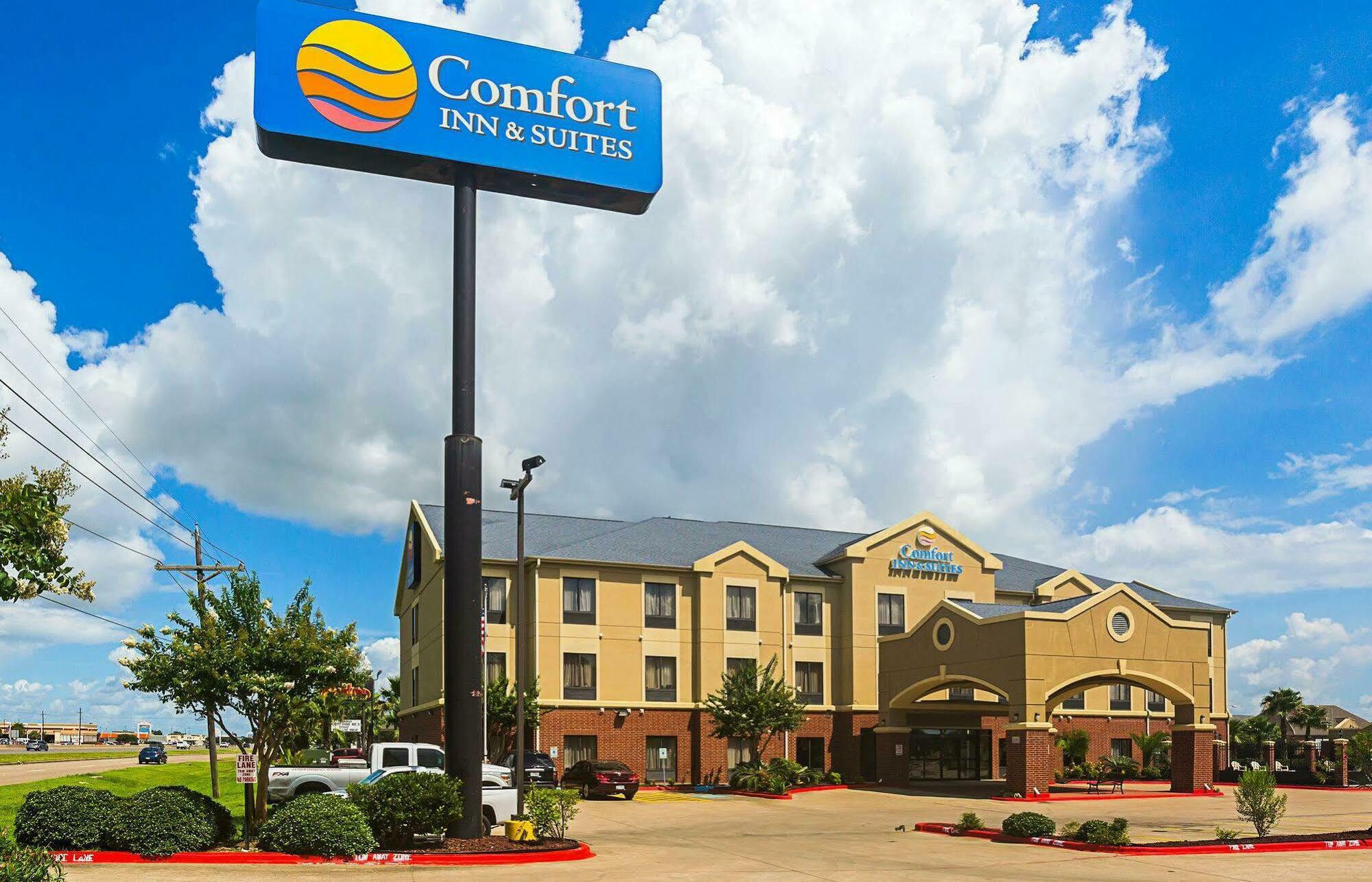 Comfort Inn & Suites Port Arthur-Port Neches Exterior photo